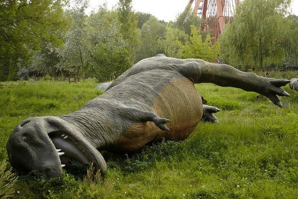 T-rex spreepark T rex spreepark Jurassic Abandonment: Berlin’s Spooky Spreepark