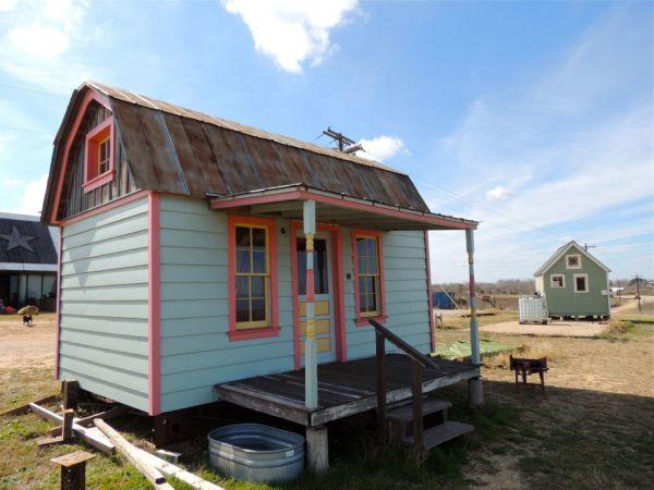 tiny texas houses luling tinytexashouses5 tiny texas homes built from salvaged materials urban ghosts tiny texas houses luling tinytexashouses5 tiny texas homes built from salvaged materials urban ghosts