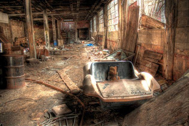 Motorbike Graveyard in Western New York Urban Ghosts